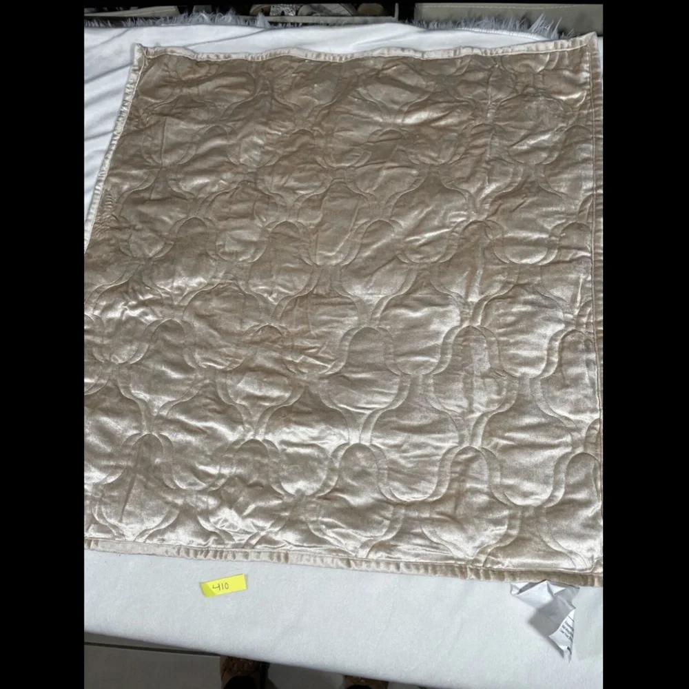 NIB‎ Hotel Collection Contour Velvet Euro Sham